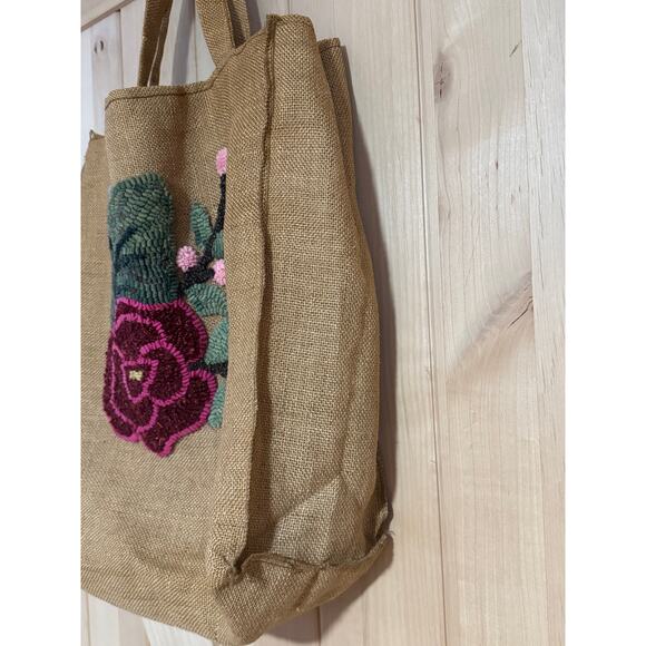 Antique Mid-Century Handmade Floral Hooked Wool Work on Burlap Tote Bag - Picture 4 of 15